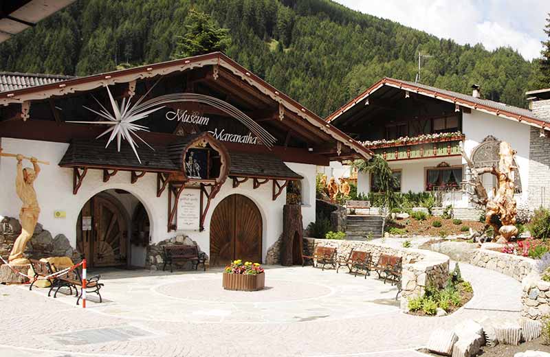 Volkskunst & Krippenmuseum